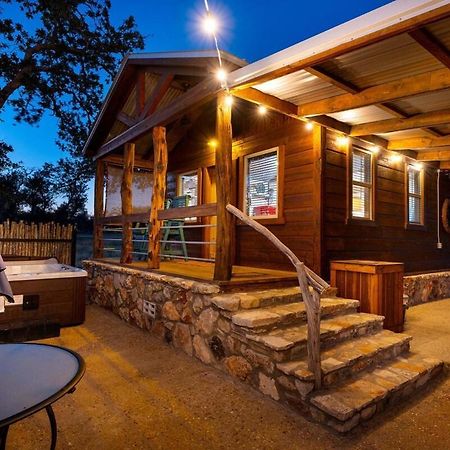 Rockin' R - Morning Star Cabin Fredericksburg Buitenkant foto