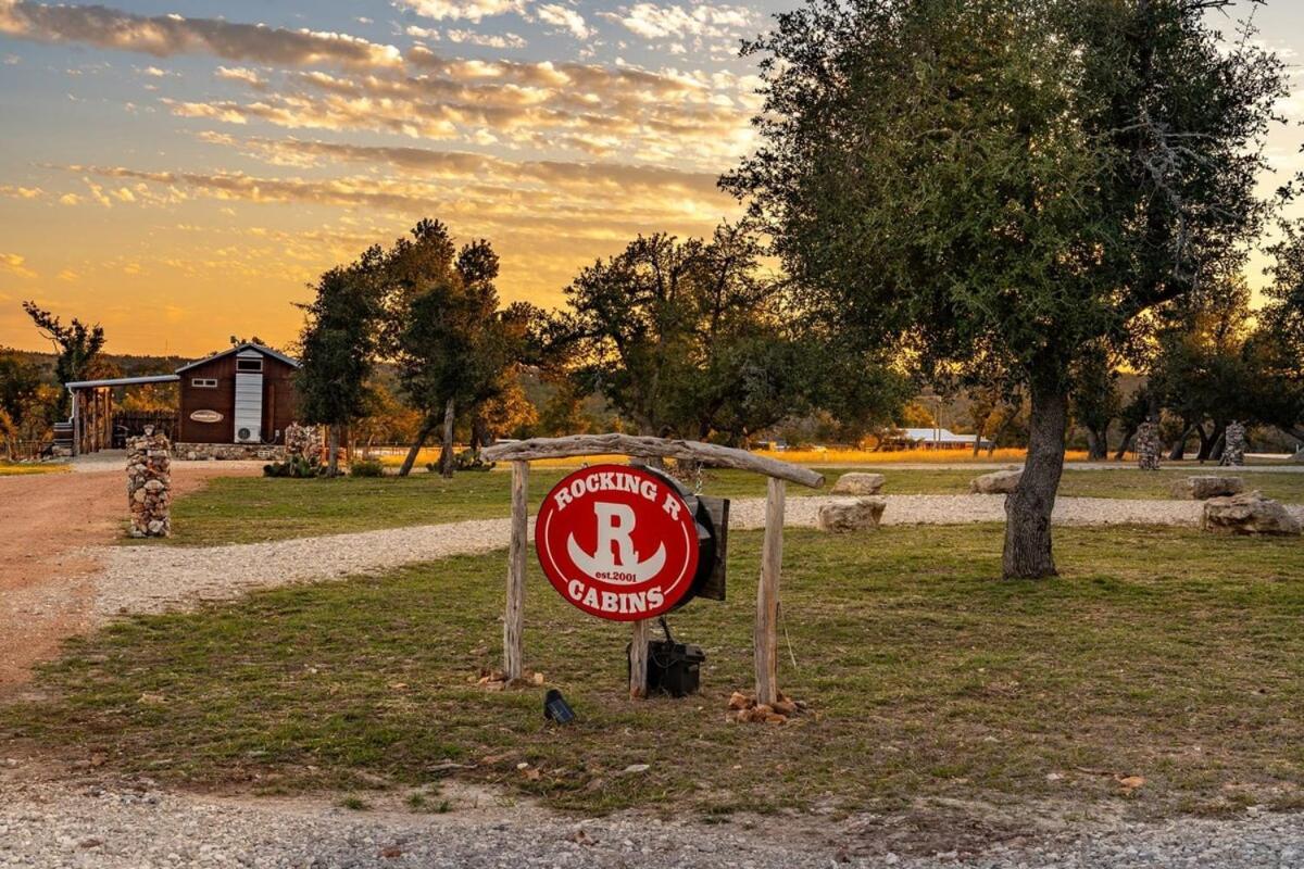 Rockin' R - Morning Star Cabin Fredericksburg Buitenkant foto