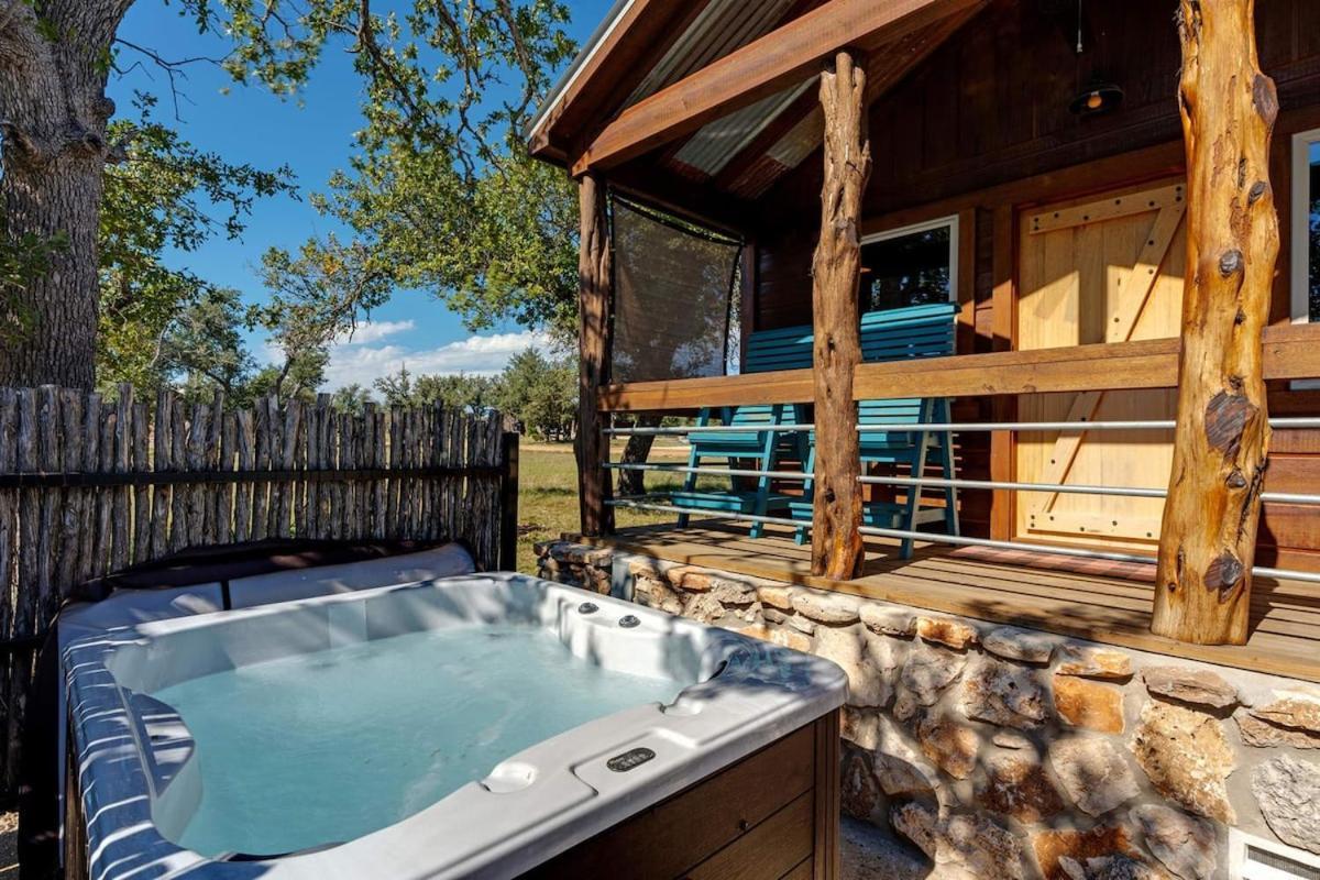 Rockin' R - Morning Star Cabin Fredericksburg Buitenkant foto